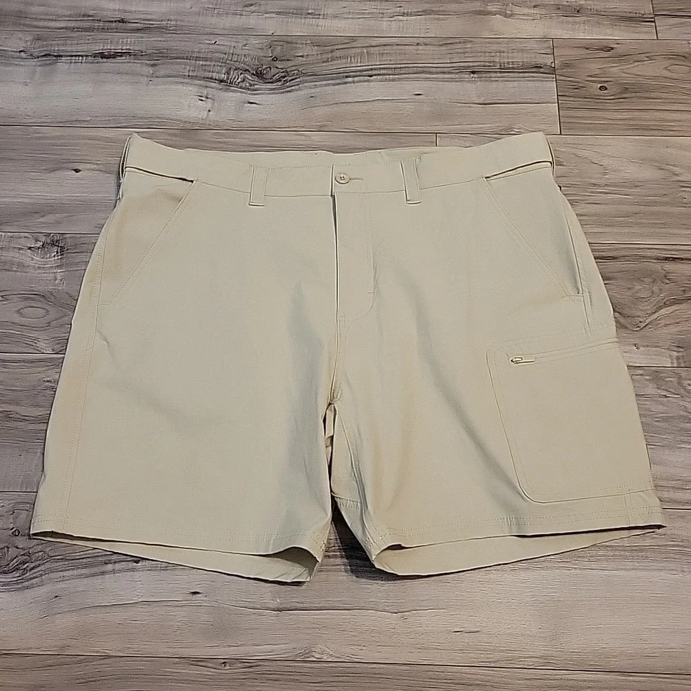 Huk‎ Next Level Shorts Mens XXL Beige Performance Fishing Stretch Outdoor NEW